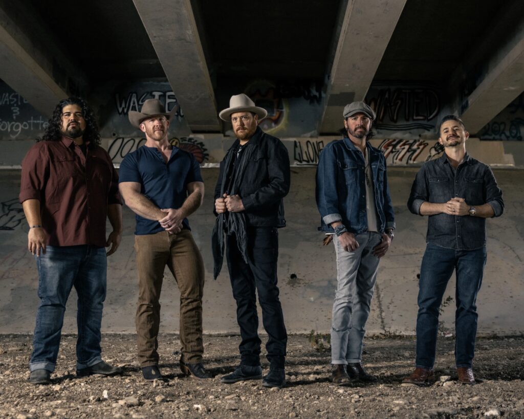 Live Music MICKY & THE MOTORCARS @The House of Fifi DuBois